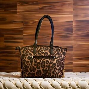 MICHAEL KORS Kelsey Leopard Nylon Tote